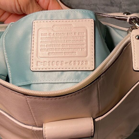 Coach White Leather Kristen Small Shoulder Bag - Picture 2 of 15